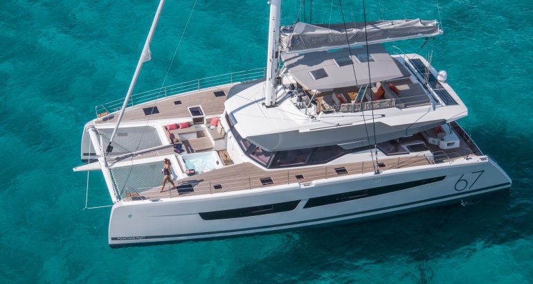 yacht charter rentals