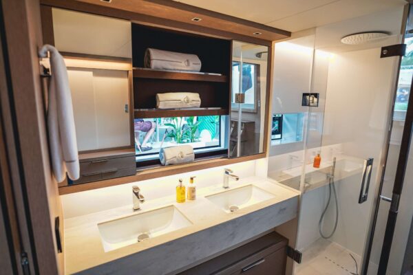 cest la vie interior1