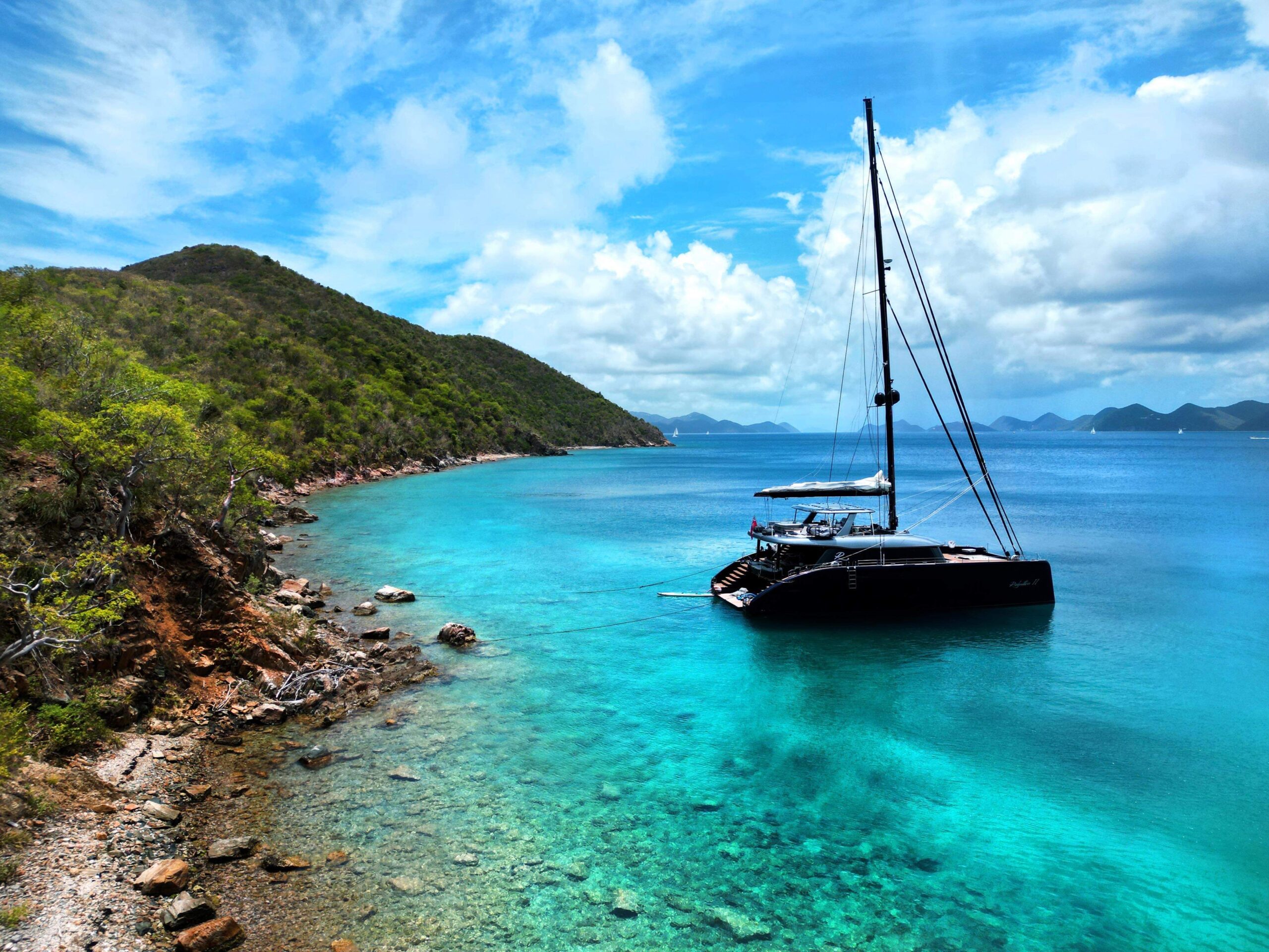 Top 5 Reasons to Book a Private Yacht Charter